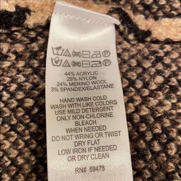 Animal print long vest with pockets and hood - Picture 5 of 6